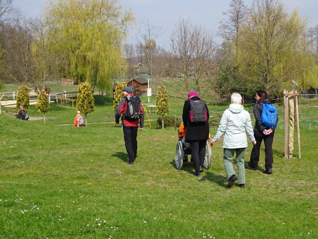 Společné doprovázené poutě lidí zdravých a handicapovaných Společné doprovázené poutě lidí zdravých a handicapovaných