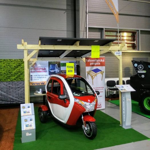 Nabíjecí fotovoltaická pergola Nabíjecí fotovoltaická pergola